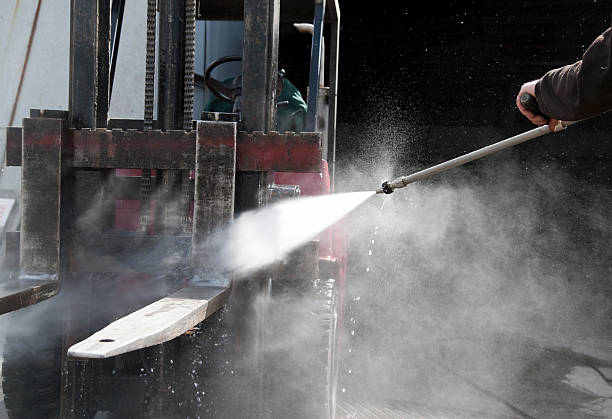 Best Warehouse Cleaning  in La Harpe, IL